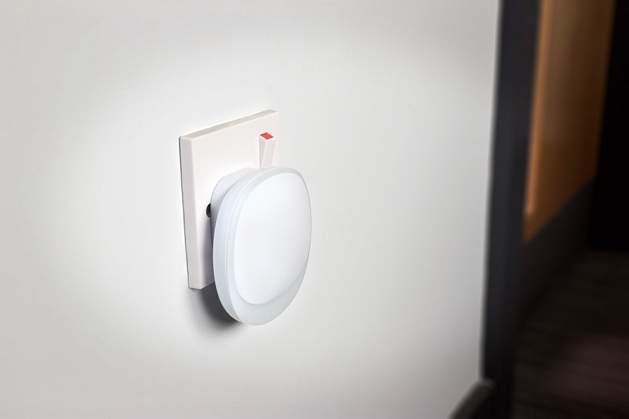 Mercury Wireless Plug-in Doorbell White 350.310UK